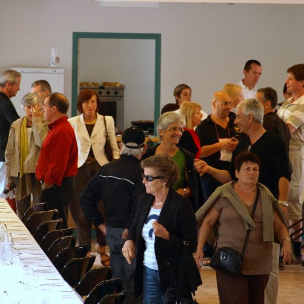 On retrouve le sourire à la perspective d’un bon repas